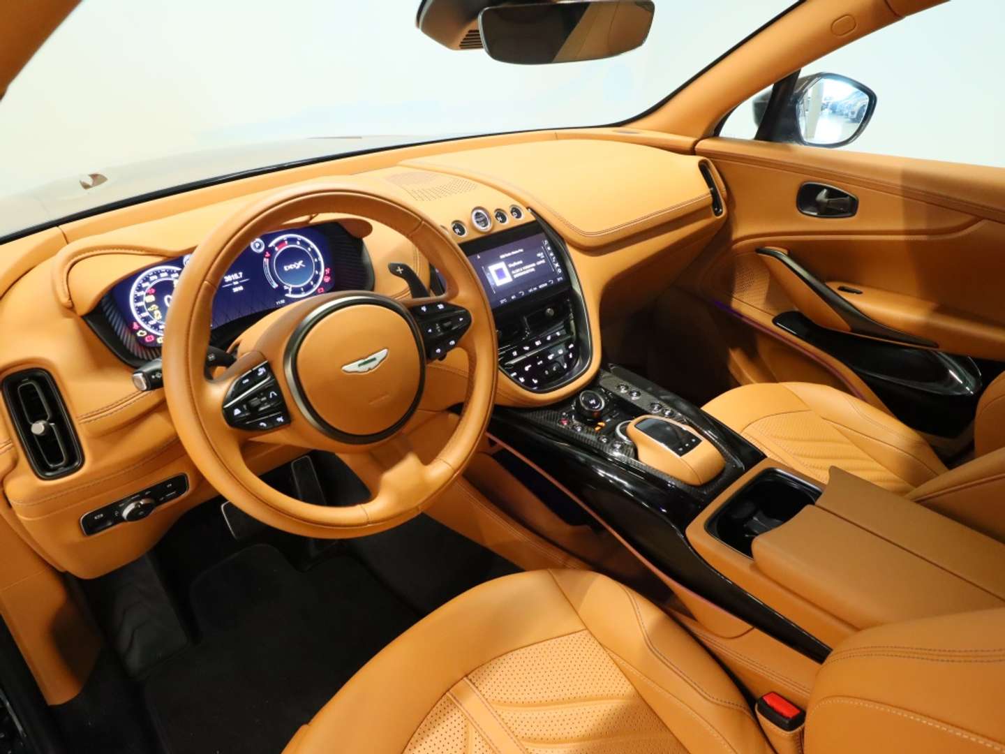 Aston Martin DBX 4.0 V8 707 4WD AUTO - 2024 - Joinsteer - #16