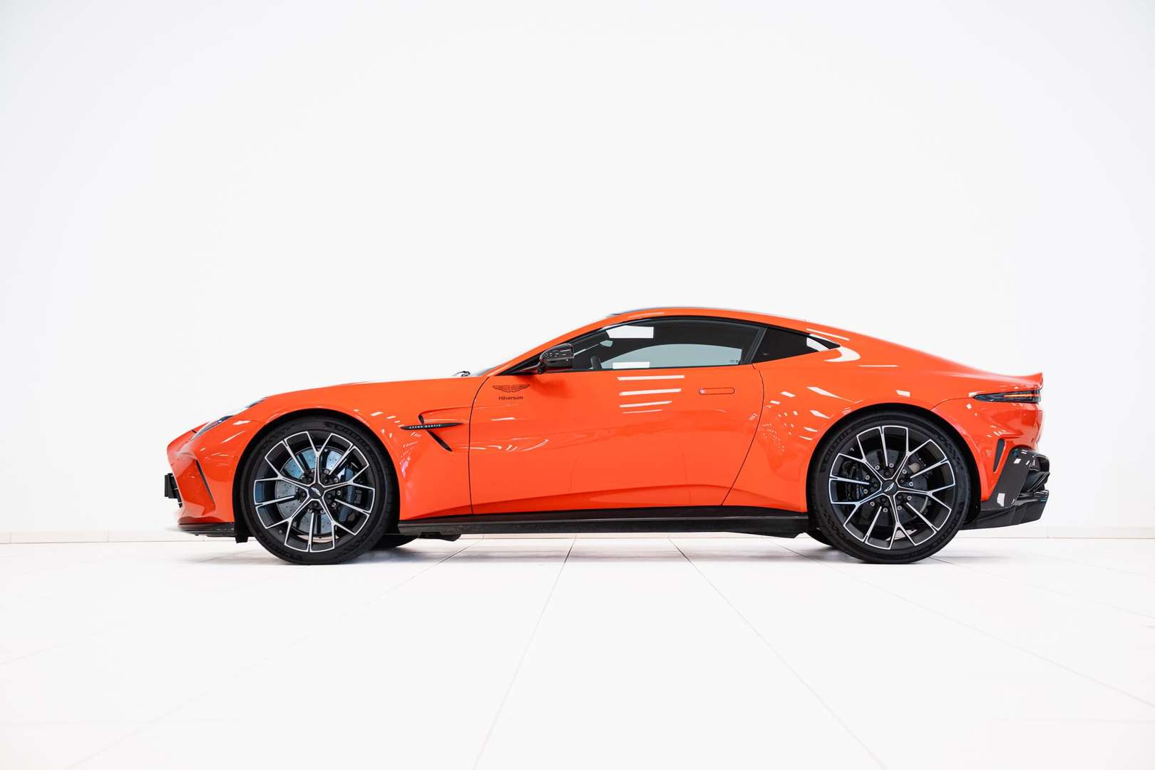 Aston Martin Vantage Coupe 25MY - 2025 - Joinsteer - #32