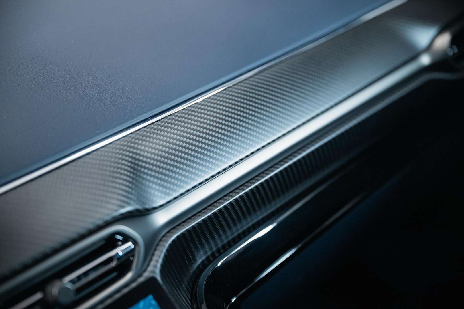 Aston Martin Vantage Coupe 25MY - 2025 - Joinsteer - #37