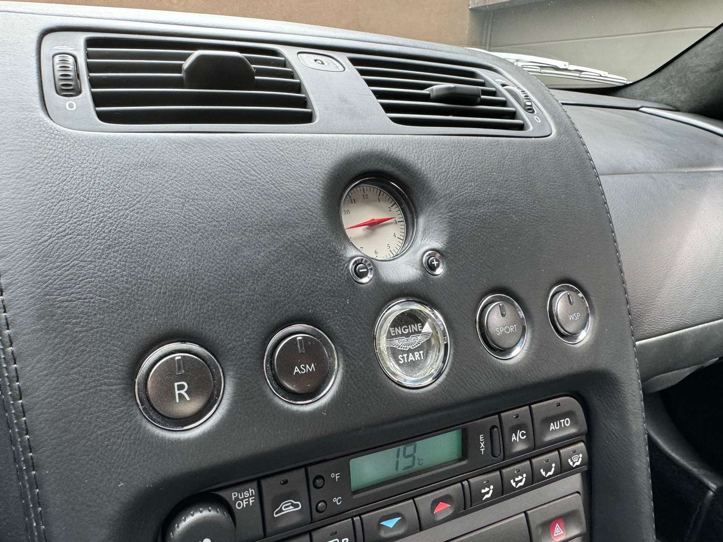 Aston Martin Vanquish 5.9i V12 - 2005 - Joinsteer - #29