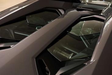 Lamborghini Aventador SV Roadster — photo 28