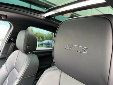 Porsche Macan GTS — photo 24