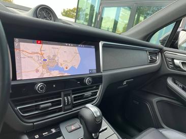 Porsche Macan GTS — photo 26