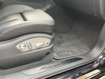 Porsche Macan GTS — photo 28