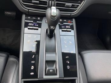 Porsche Macan GTS — photo 29