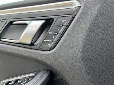 Porsche Macan GTS — photo 36