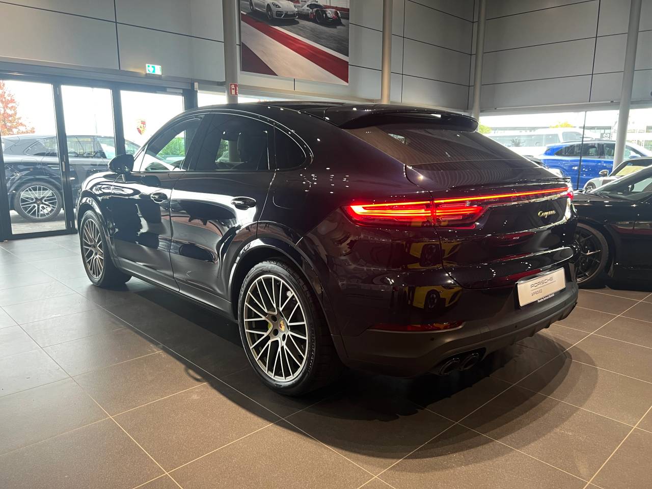 Porsche Cayenne III E-Hybrid Coupé Platinum Edition - 2023 - Joinsteer - #3