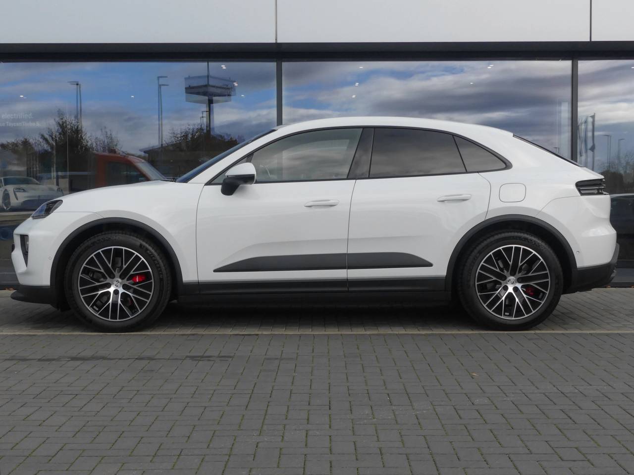 Porsche Macan Electrique 4S - 2025 - Joinsteer - #2