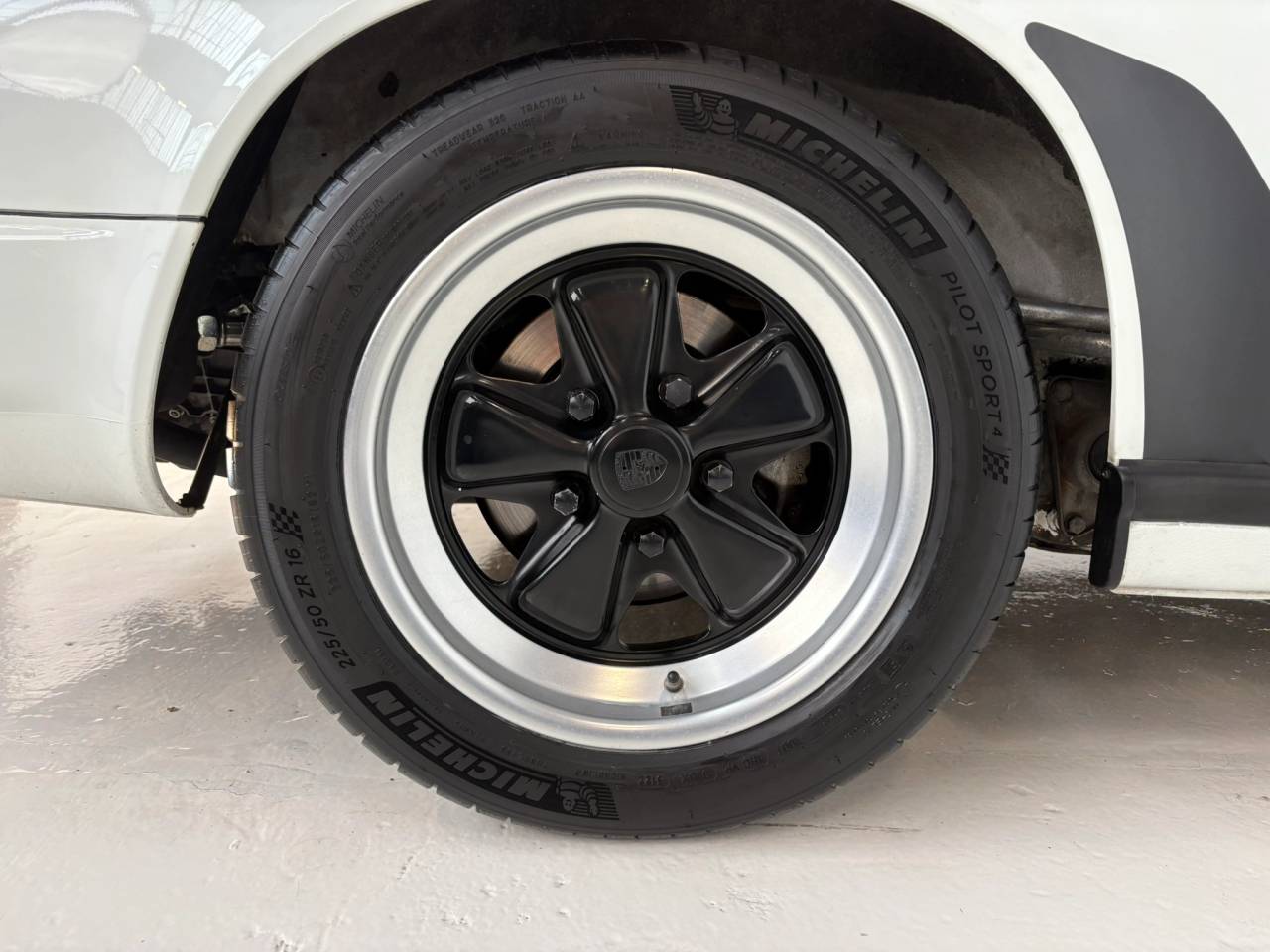 Porsche G-Model II Carrera Cabriolet - 1985 - Joinsteer - #8