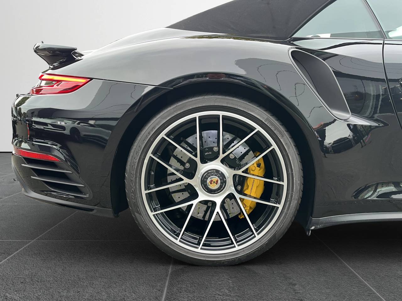 Porsche 991 II Turbo S Cabriolet - 2017 - Joinsteer - #24