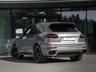 Porsche Cayenne III GTS — photo 3