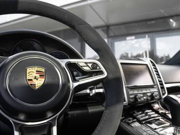 Porsche Cayenne III GTS — photo 19