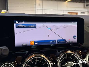 Mercedes GLA 200 AMG Line — photo 14