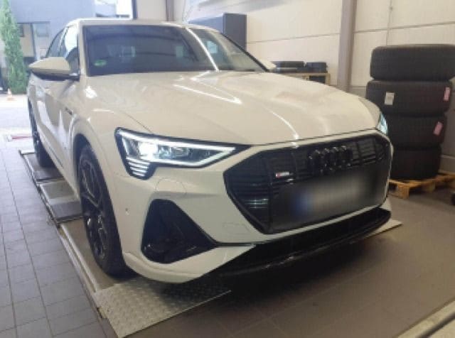 Audi E-tron Sportback S Line 50 Quattro - 2022 - Joinsteer - #3