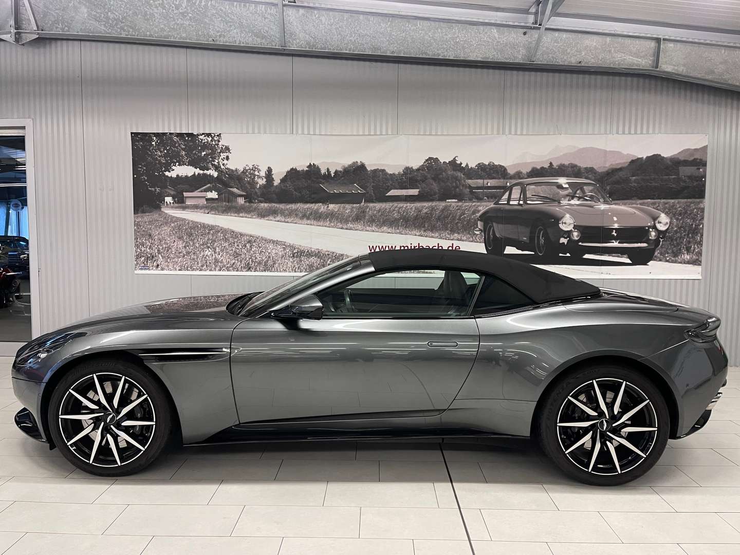 Aston Martin DB11 Volante V8 - 2020 - Joinsteer - #1