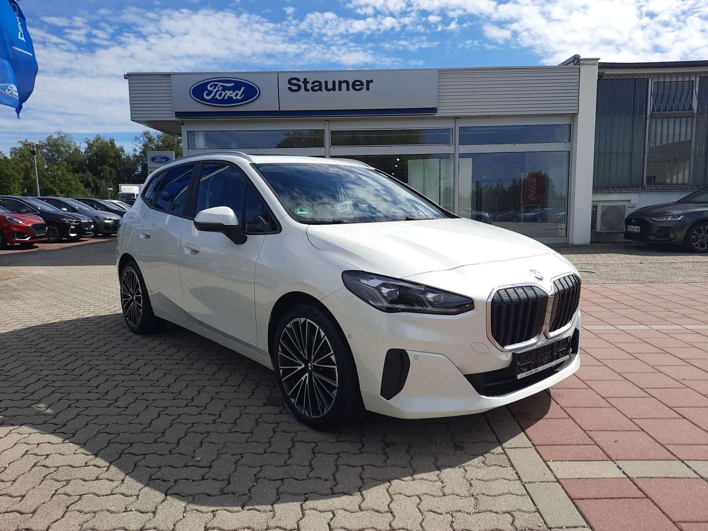 BMW 218 Active Tourer Luxury Line I - 2024 - Joinsteer - #1