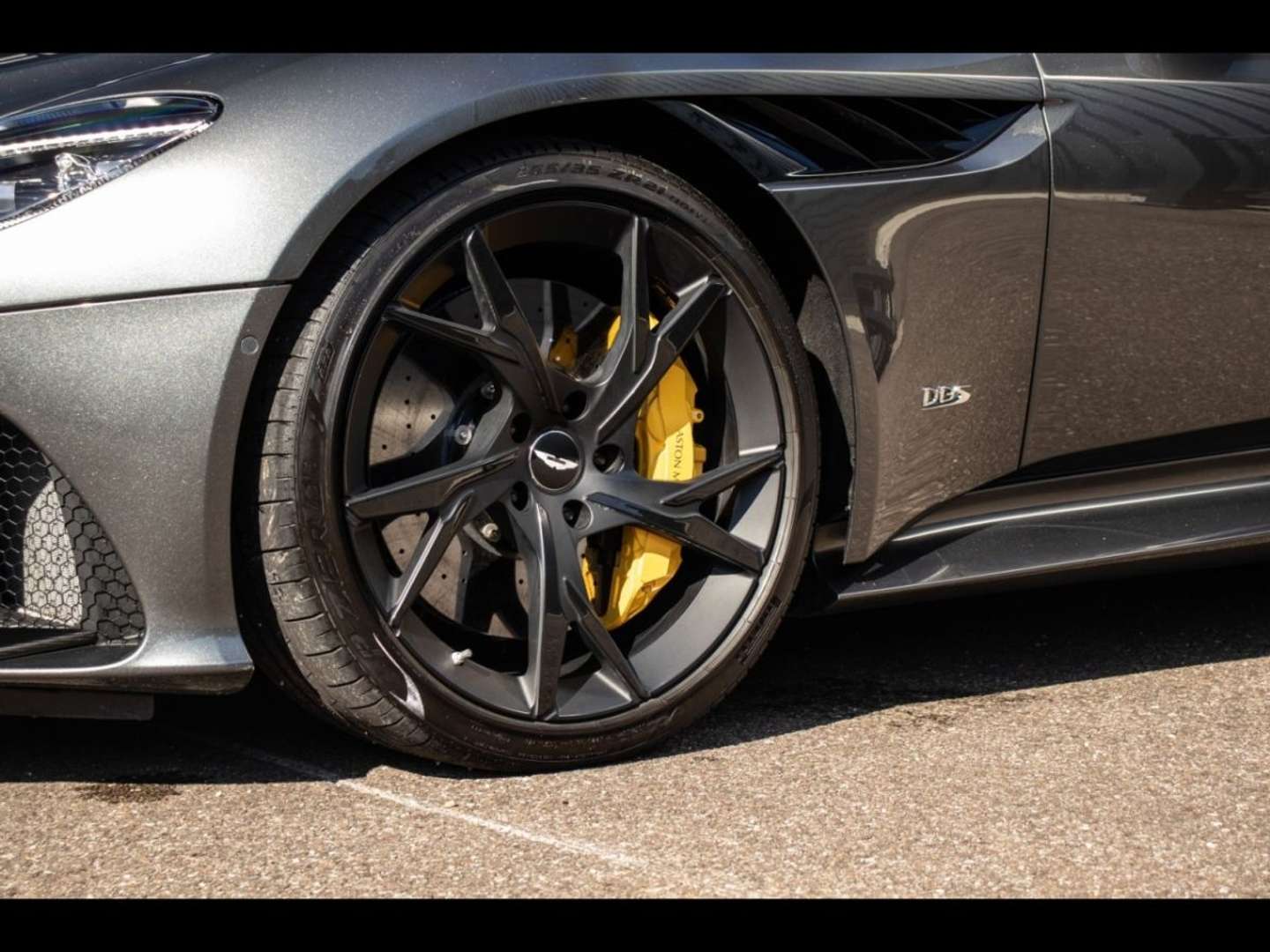 Aston Martin DBS Superleggera V12 5.2l - 2019 - Joinsteer - #3