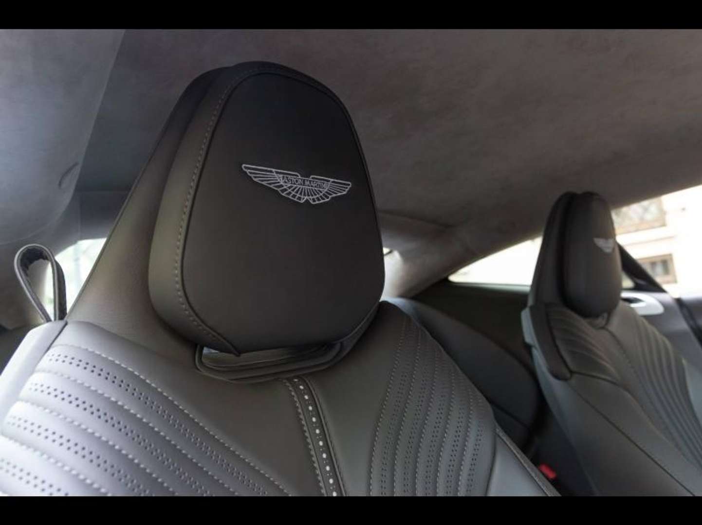 Aston Martin DB11 V12 5.2 - 2017 - Joinsteer - #7