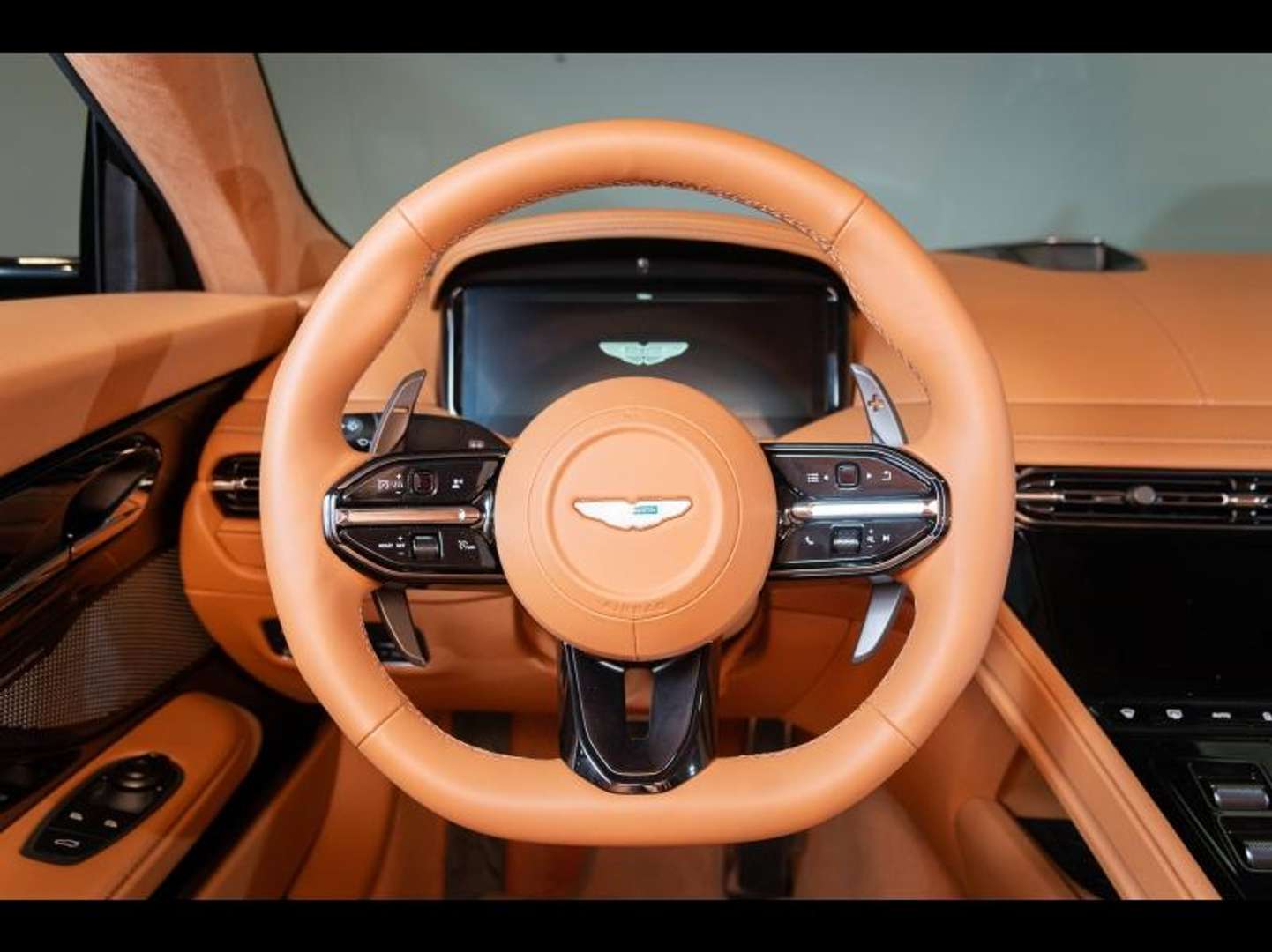 Aston Martin DB12 V8 4.0 680ch - 2024 - Joinsteer - #10