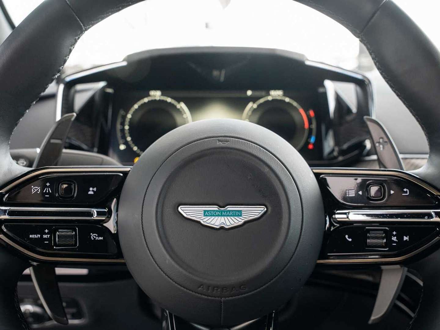 Aston Martin V8 Vantage - 2024 - Joinsteer - #11