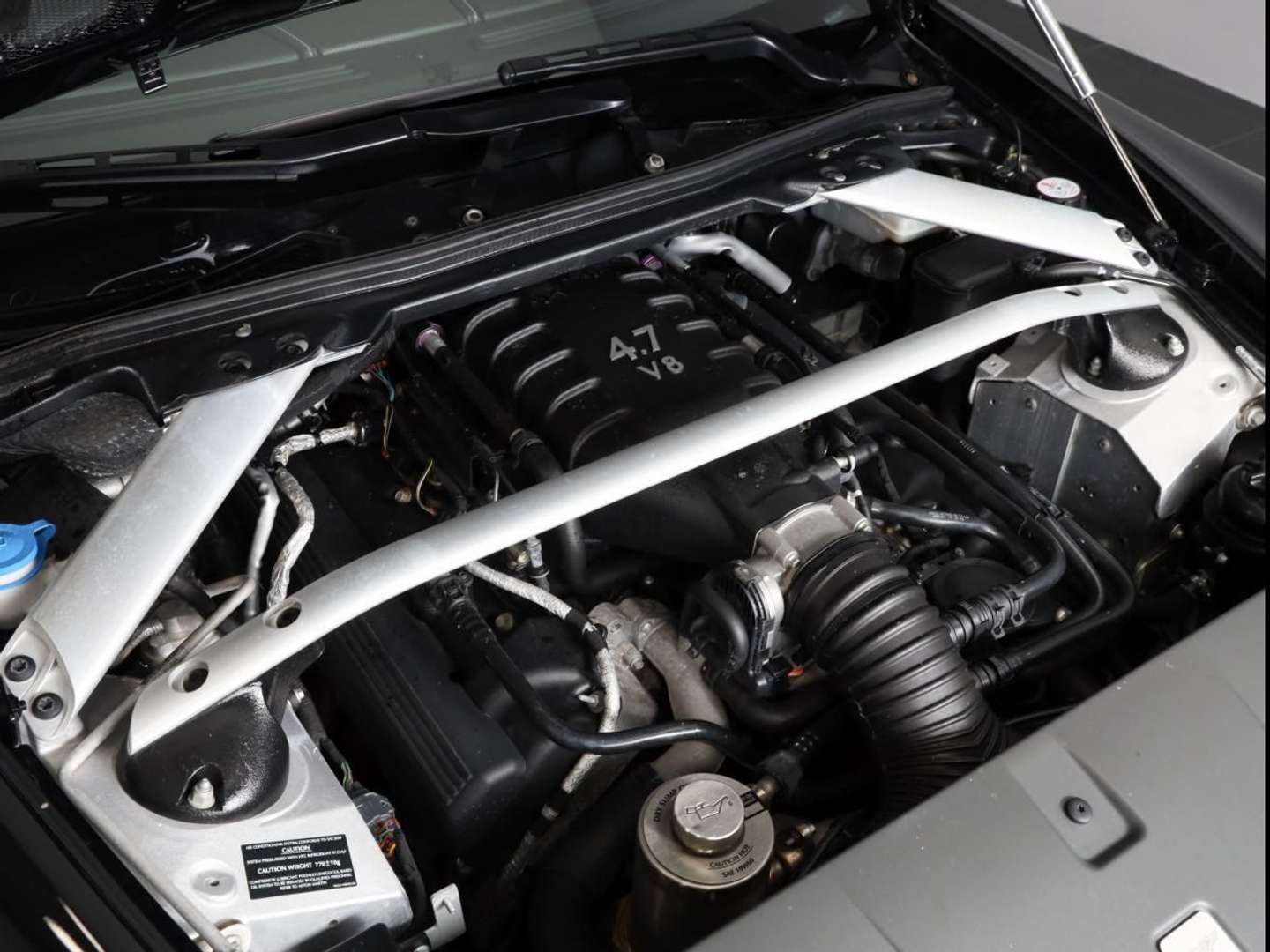 Aston Martin V8 4.7 L - 2016 - Joinsteer - #10