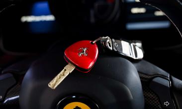 Ferrari F12 Berlinetta — photo 30