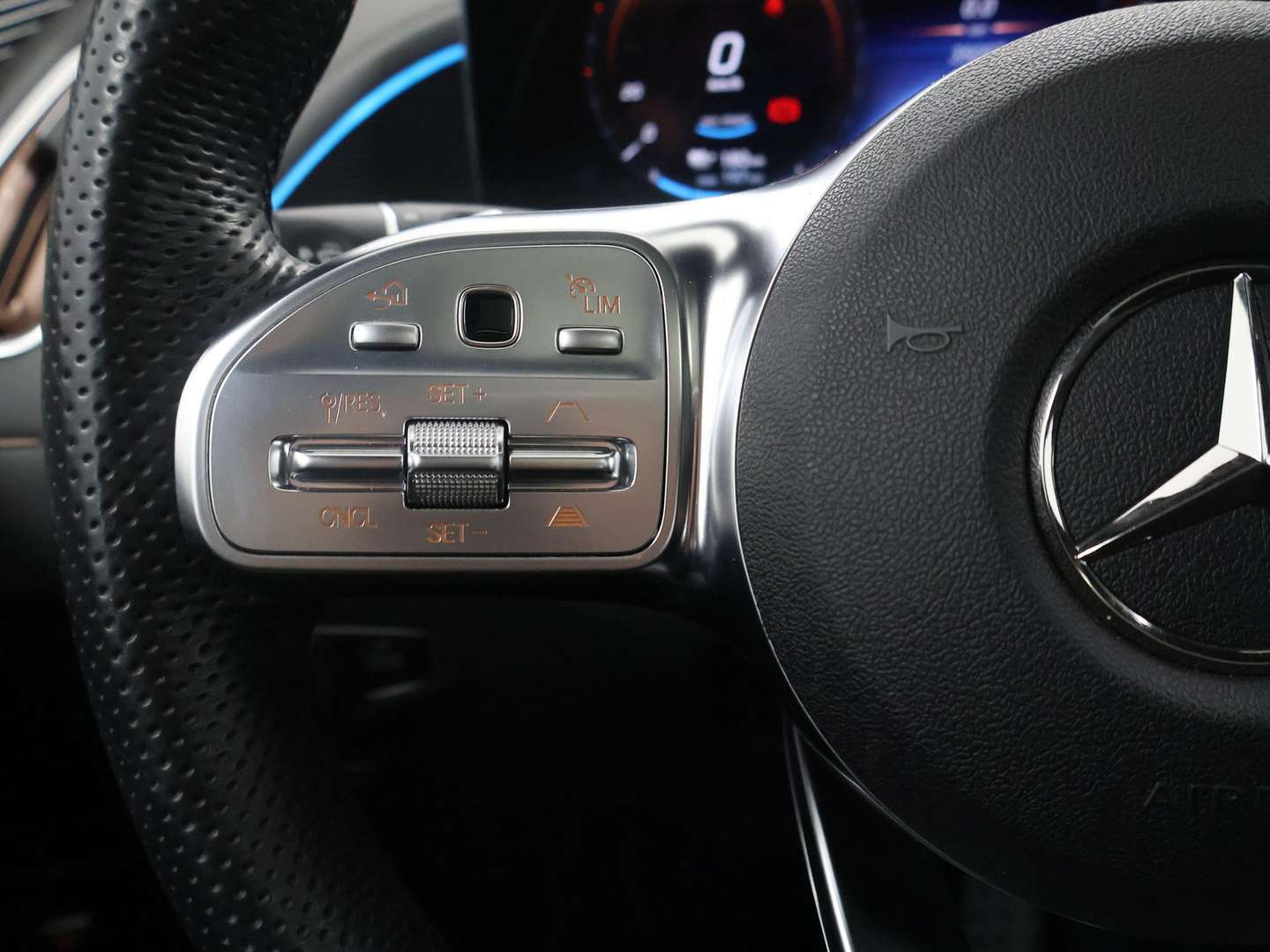 Mercedes EQC 400 AMG Line - 2023 - Joinsteer - #36