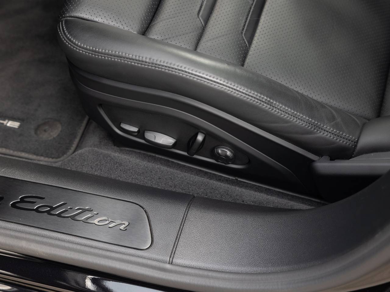 Porsche Panamera II ph2 4 E-Hybrid Platinum Edition - 2022 - Joinsteer - #20