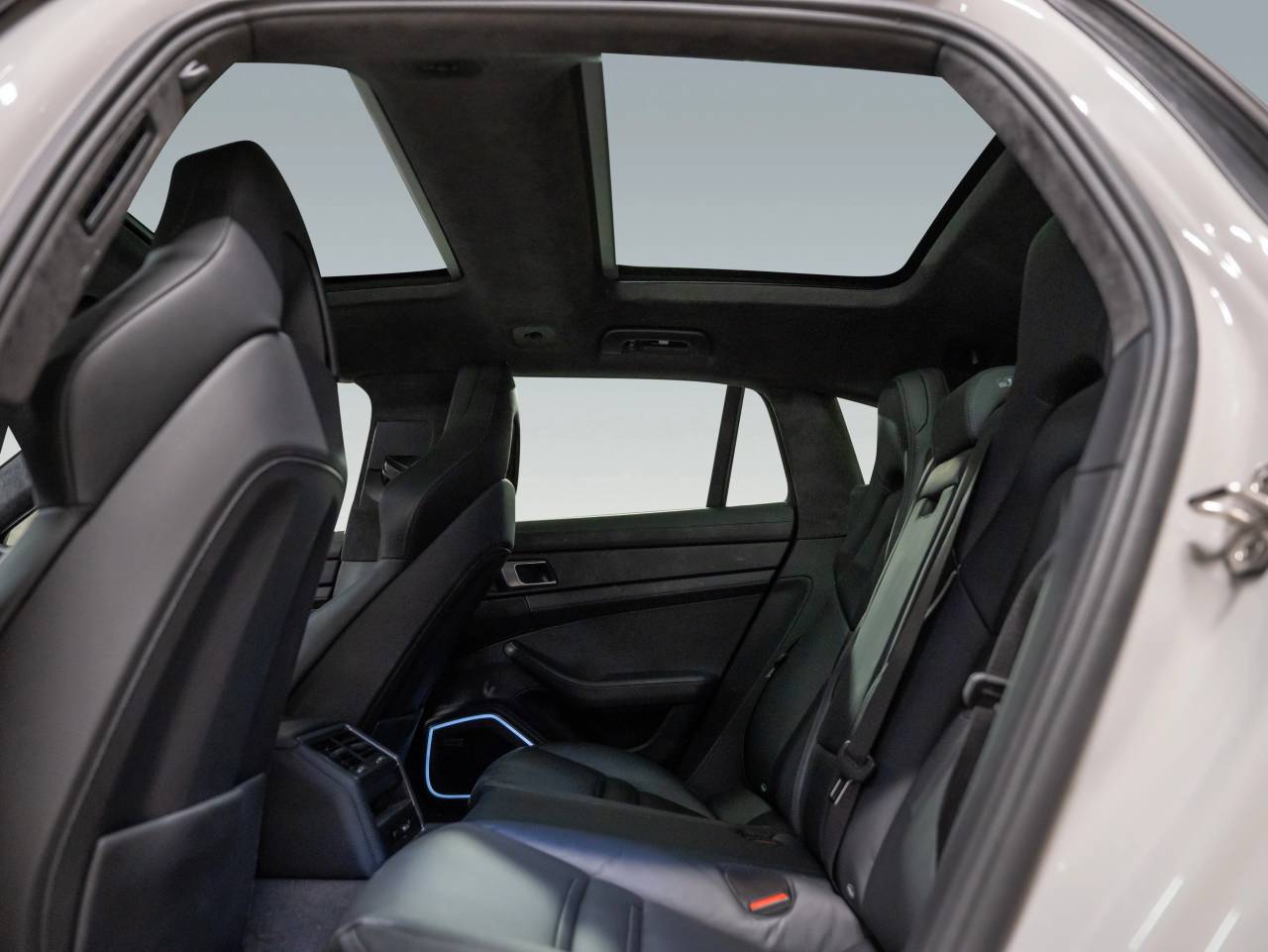 Porsche Panamera II ph2 GTS Sport Turismo - 2024 - Joinsteer - #17