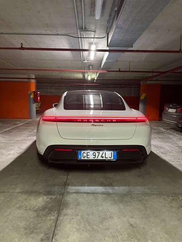 Porsche Taycan — photo 4