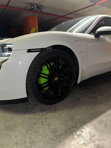 Porsche Taycan — photo 6