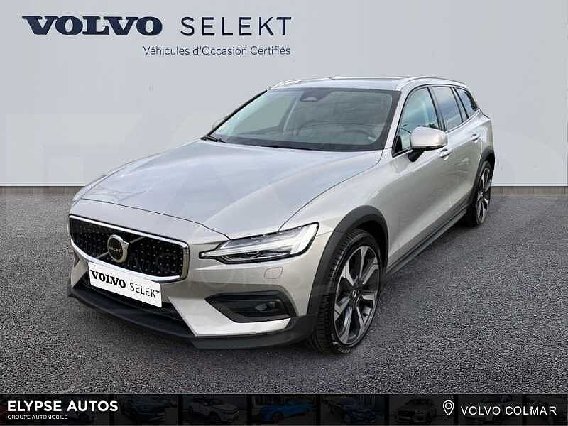 Volvo V60 Cross Country Plus B4 - 2023 - Joinsteer - #1