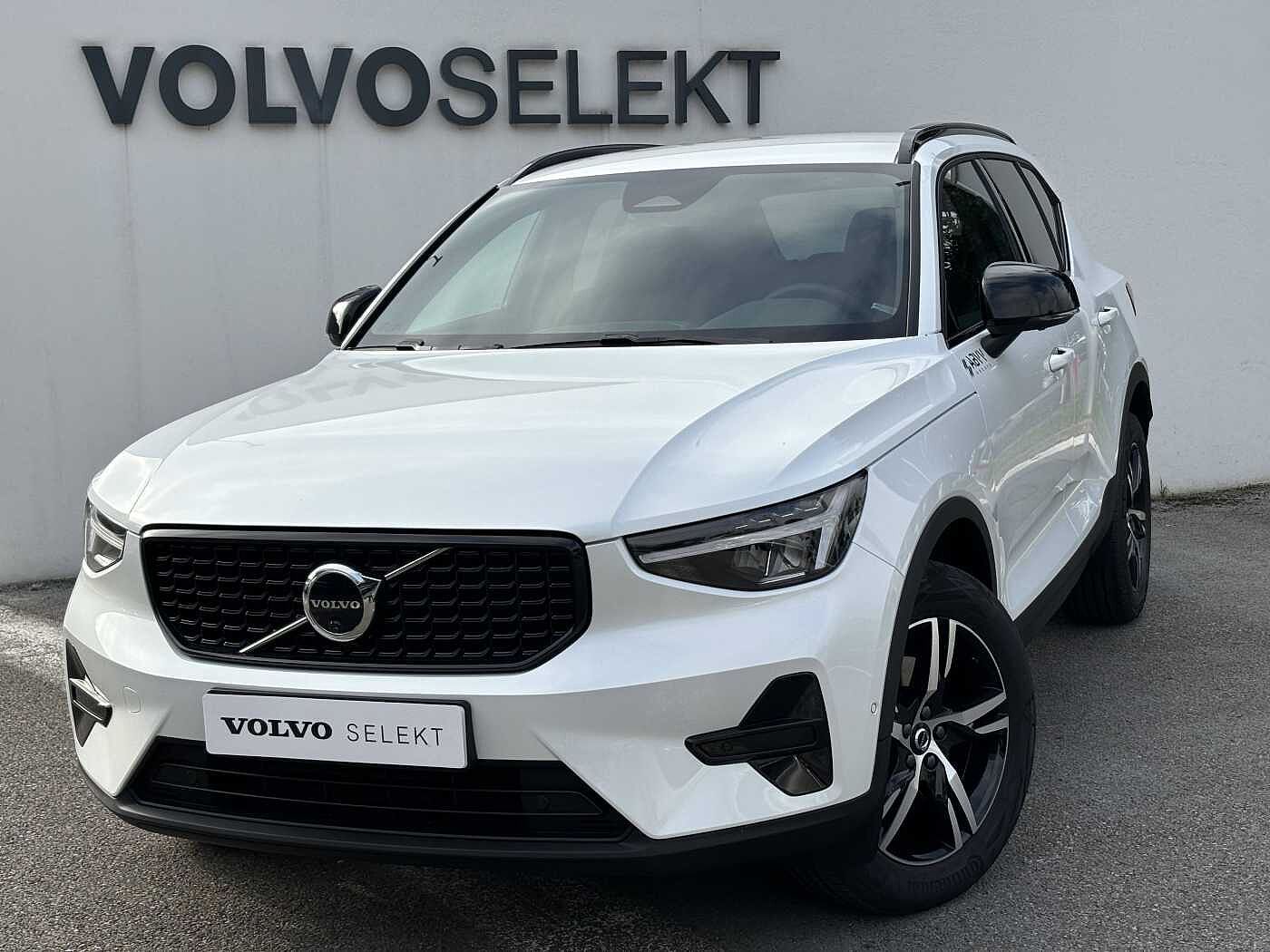 Volvo XC40 Plus B3 - 2024 - Joinsteer