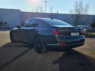 BMW Série 7 730d — photo 6