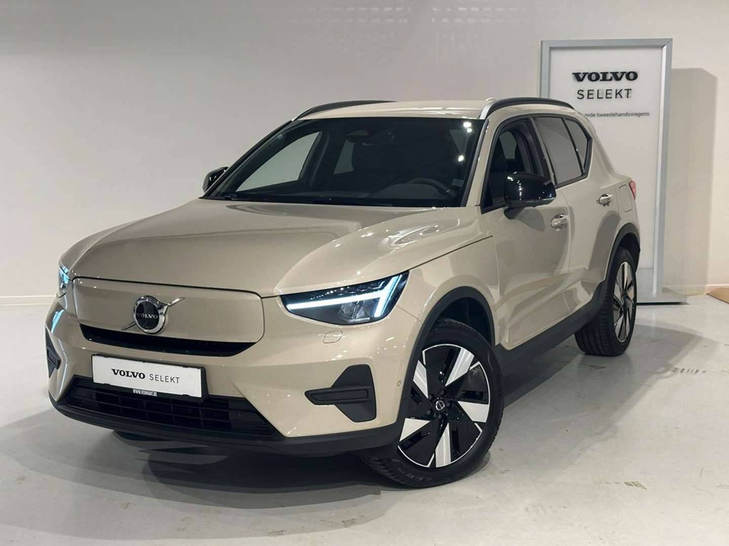 Volvo EX40 Recharge Extended Range - 2024 - Joinsteer - #1