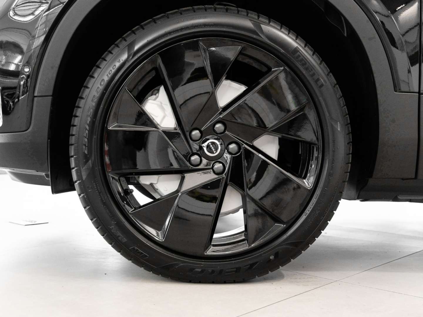 Volvo EX40 Black Edition Single Motor - 2025 - Joinsteer - #4