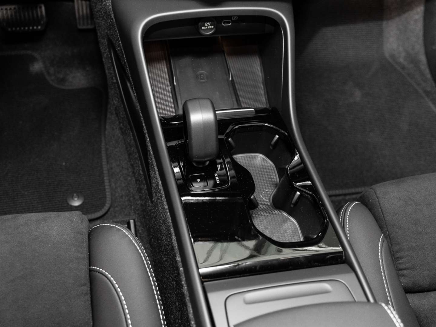 Volvo EX40 Black Edition Single Motor - 2025 - Joinsteer - #12