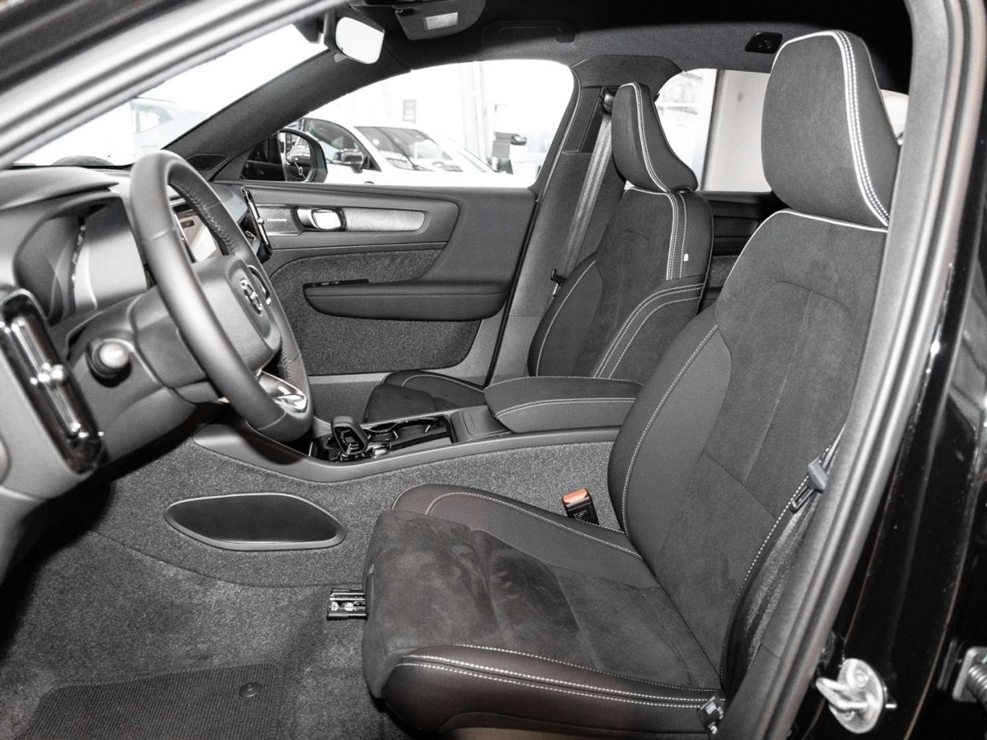 Volvo EX40 Black Edition Single Motor - 2025 - Joinsteer - #13