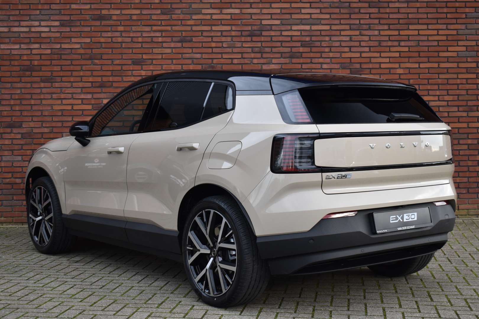 Volvo EX30 Recharge Extended Range - 2025 - Joinsteer - #1