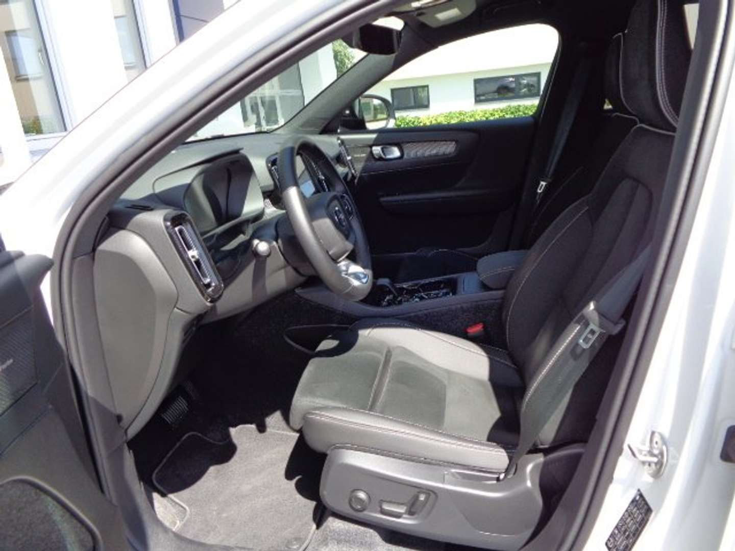 Volvo XC40 Plus - 2025 - Joinsteer - #6