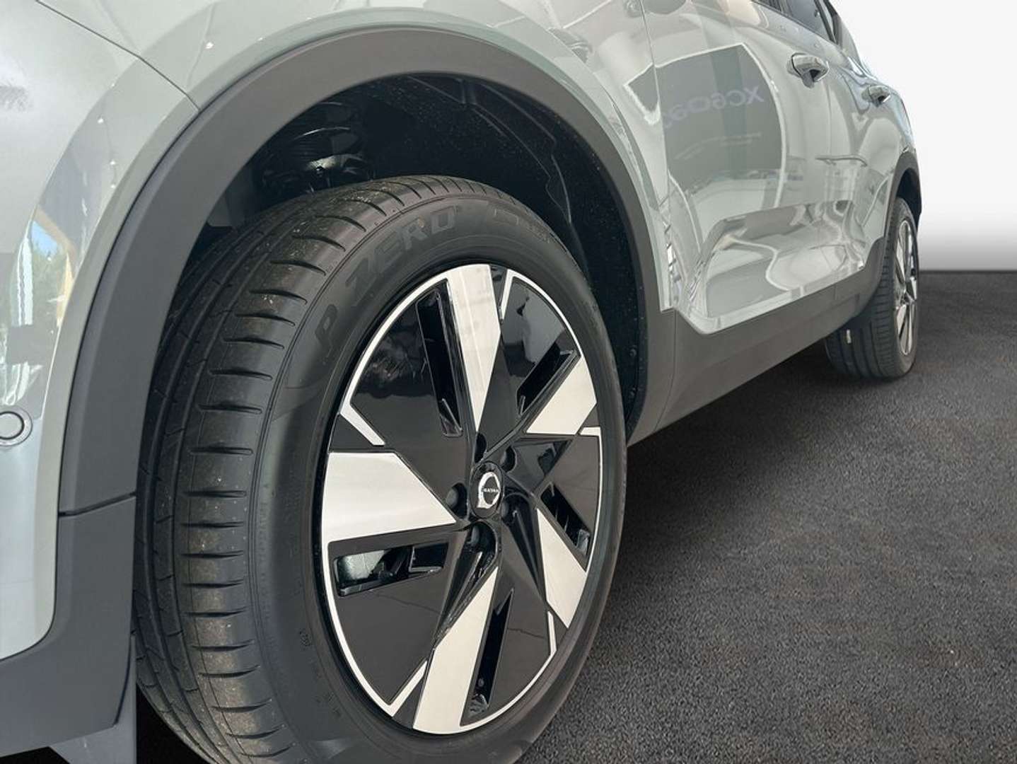 Volvo EX40 Recharge Ultimate - 2025 - Joinsteer - #4