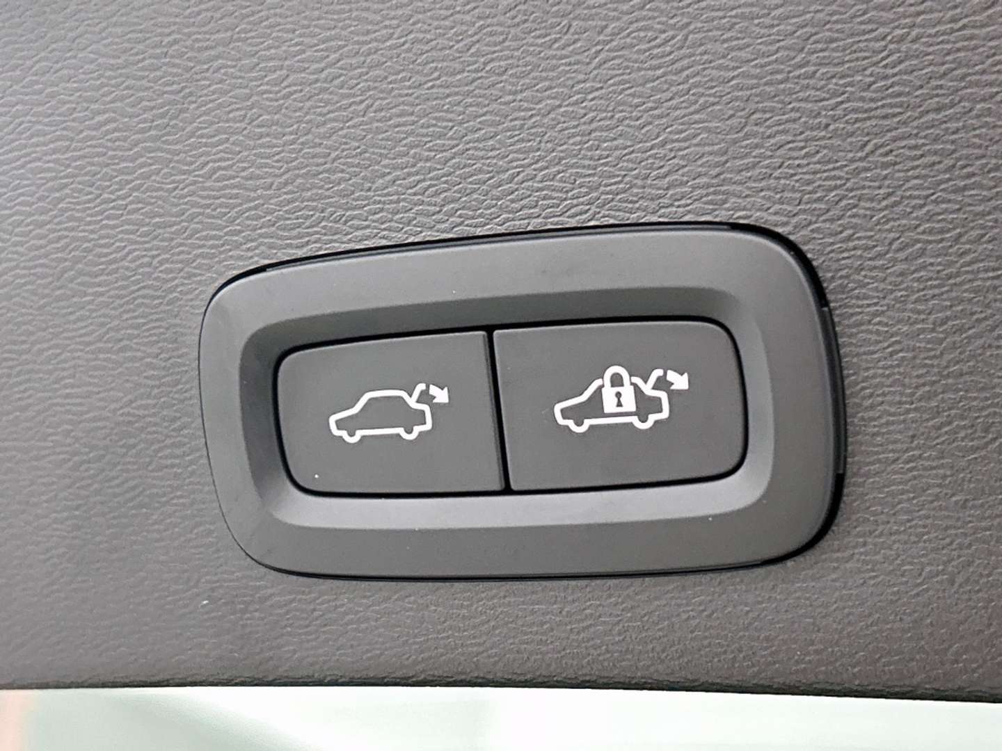 Volvo EX40 Extended Range - 2025 - Joinsteer - #25