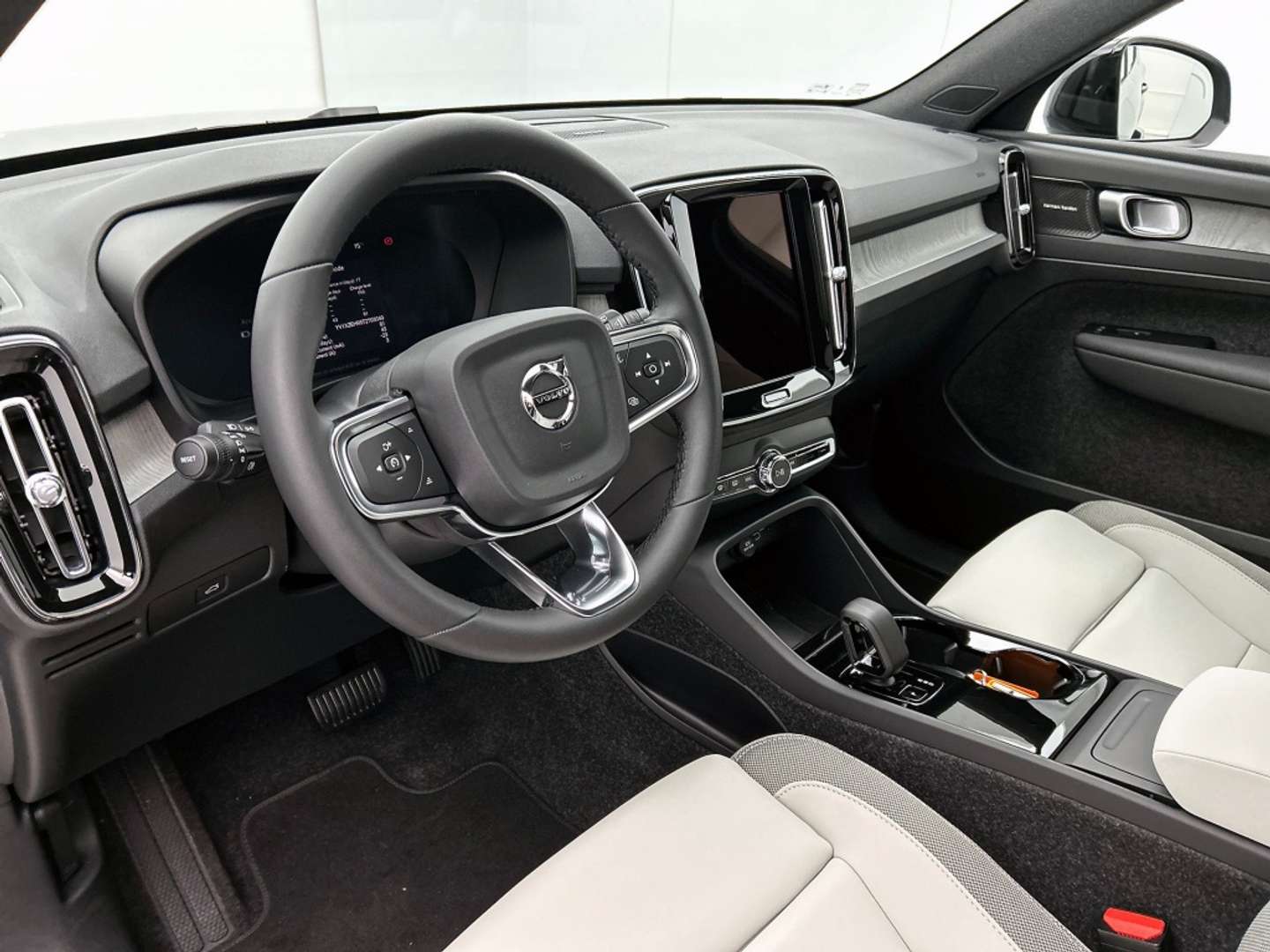 Volvo EX40 Extended Range - 2025 - Joinsteer - #26