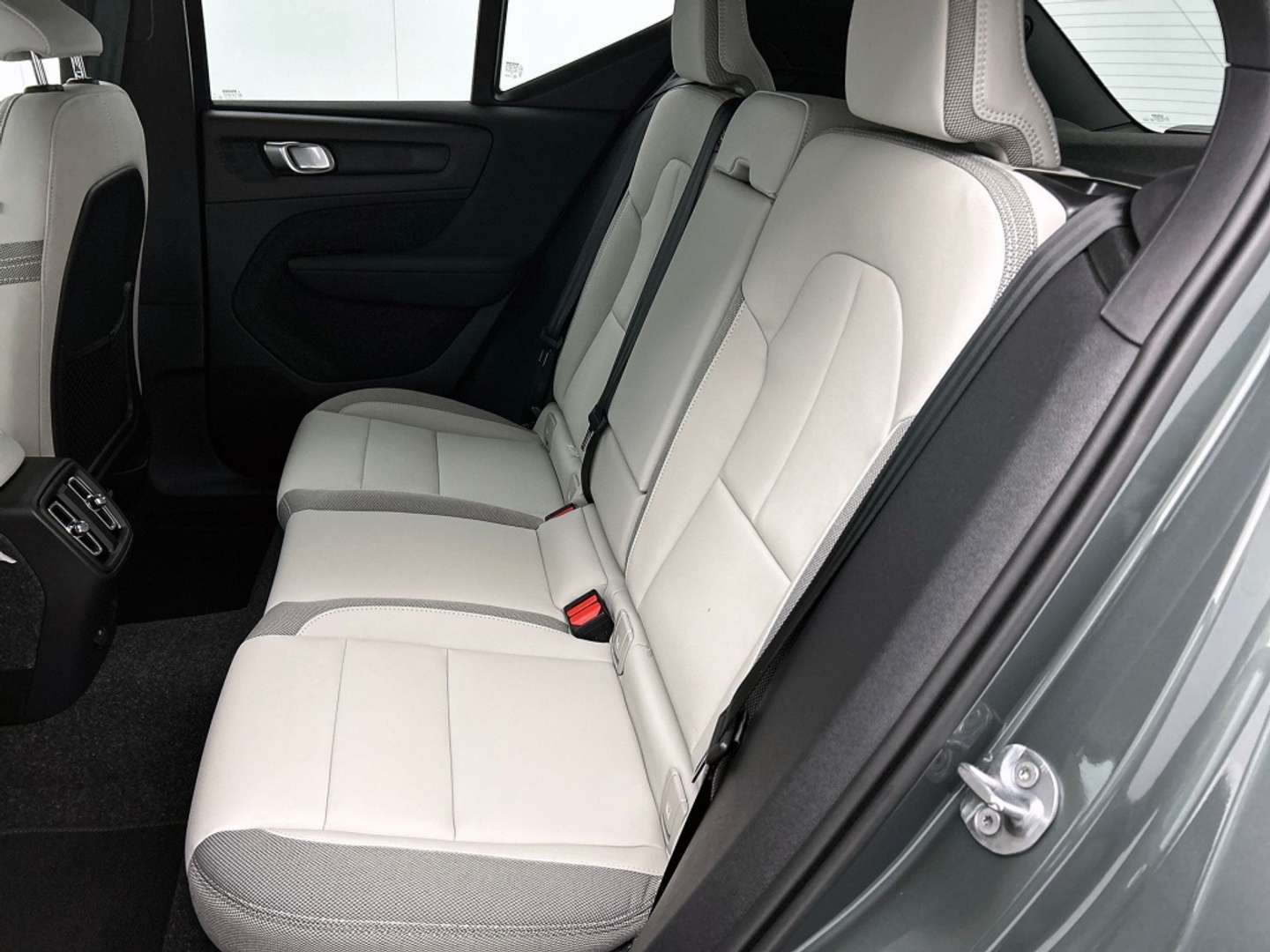 Volvo EX40 Extended Range - 2025 - Joinsteer - #32