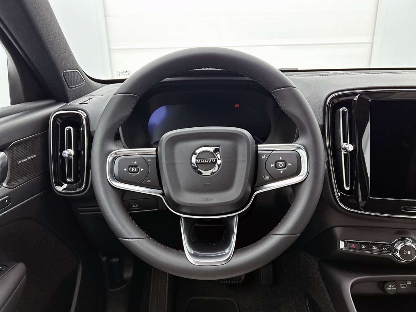 Volvo EX40 Extended Range - 2025 - Joinsteer - #42