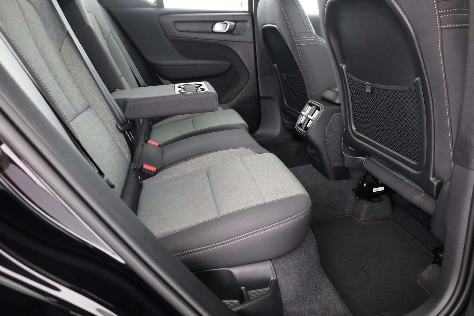 Volvo XC40 B3 Core - 2024 - Joinsteer - #24