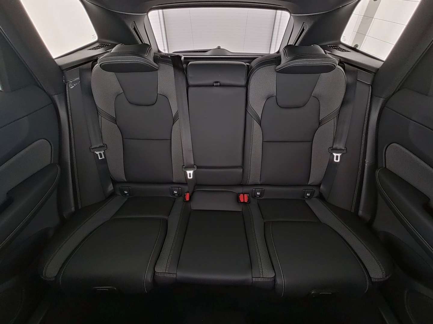 Volvo XC60 B5 Plus - 2025 - Joinsteer - #13