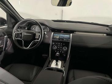 Land Rover Discovery Sport P300e R-Dynamic S — photo 3