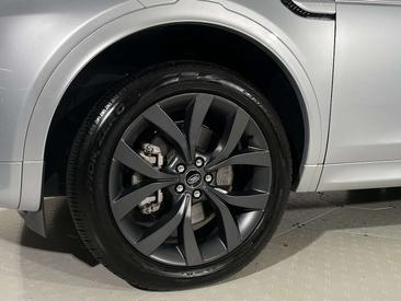 Land Rover Discovery Sport P300e R-Dynamic S — photo 8