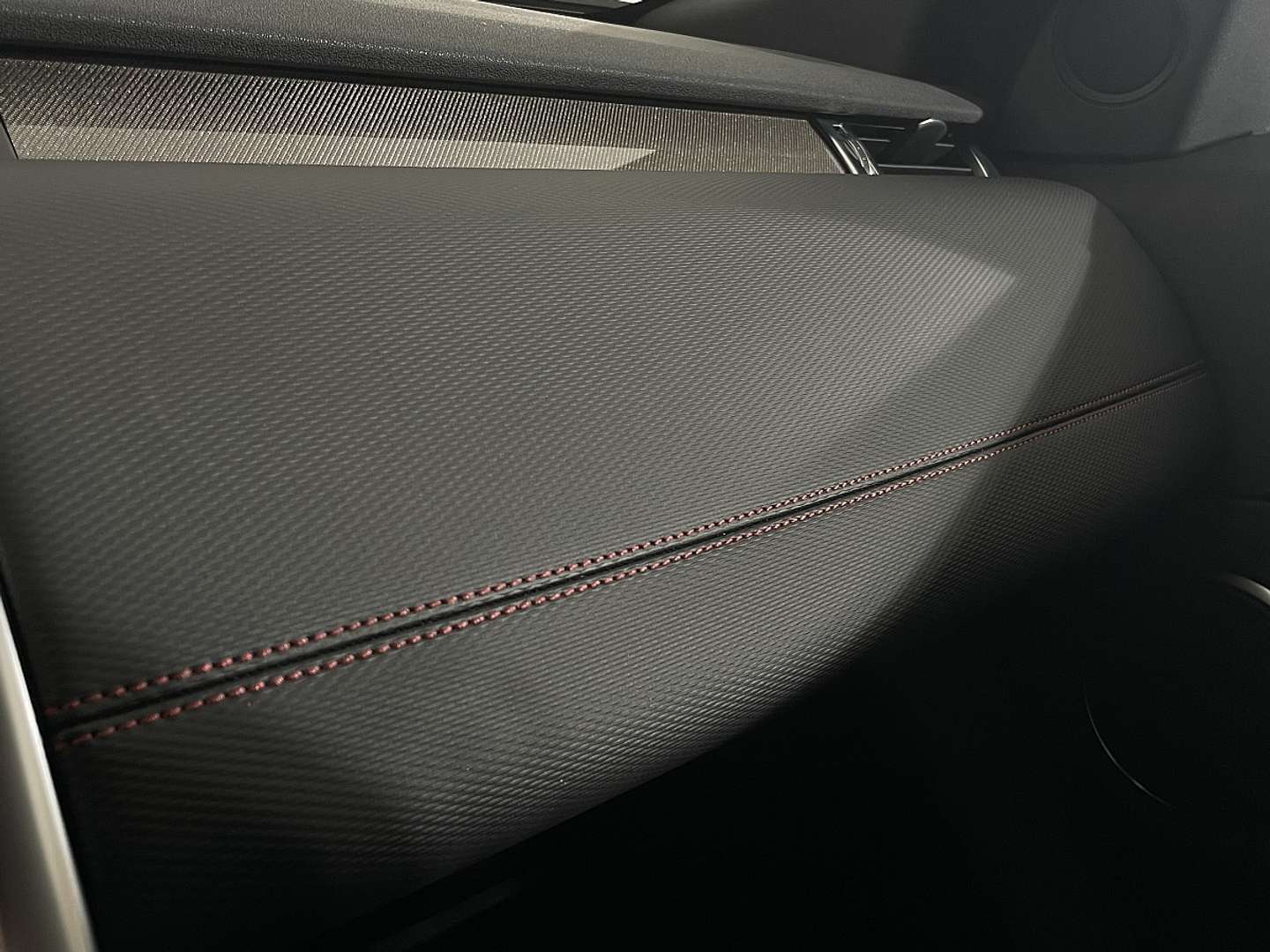 Land Rover Discovery Sport P300e R-Dynamic S - 2024 - Joinsteer - #25